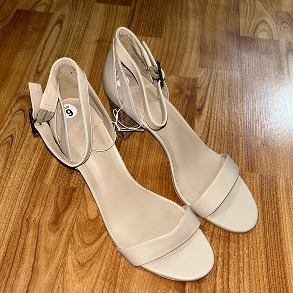 Able Elizabeth Heel Sand Napa Nude Sandals - Picture 3 of 11